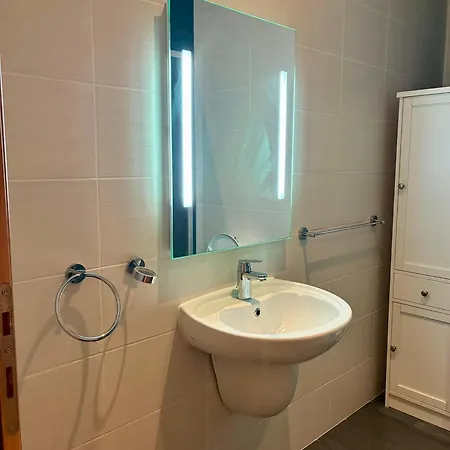 Boutique 2 B 2b Near San Julian Sliema